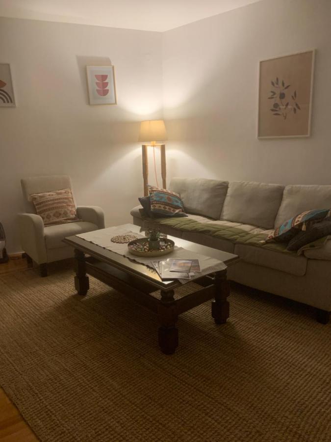 Apartman Yellow House Σαράγεβο Εξωτερικό φωτογραφία
